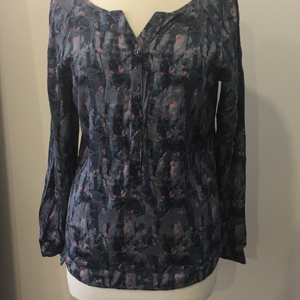 Gorgeous dress top